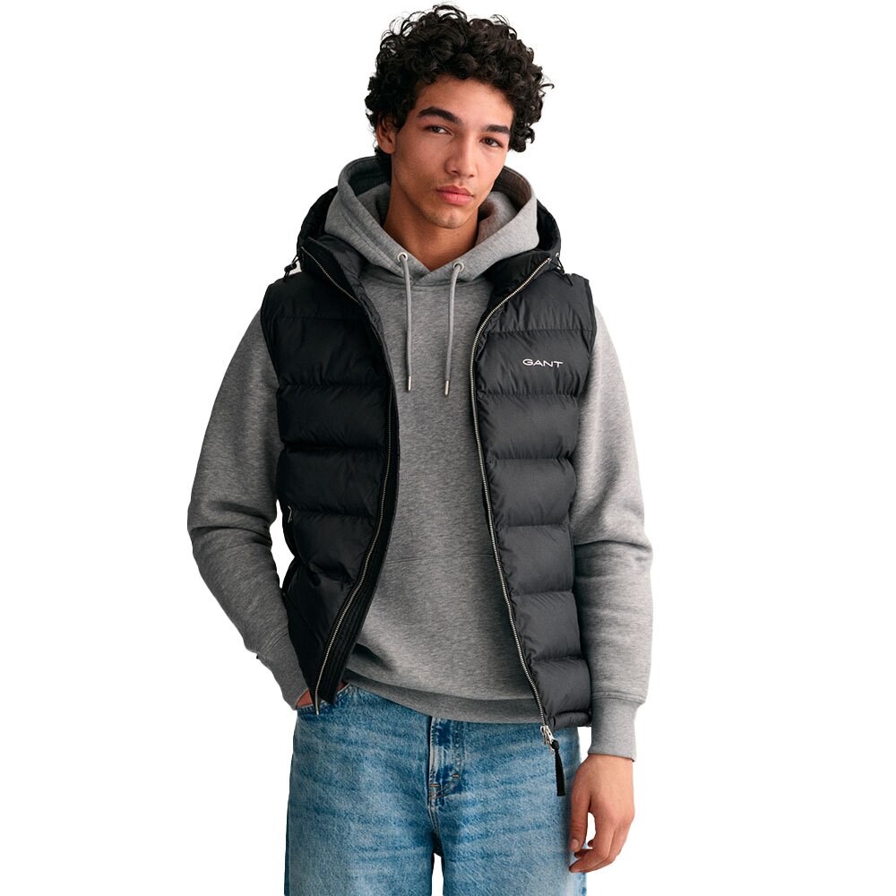 

Жилет Gant Active Cloud Vest, черный
