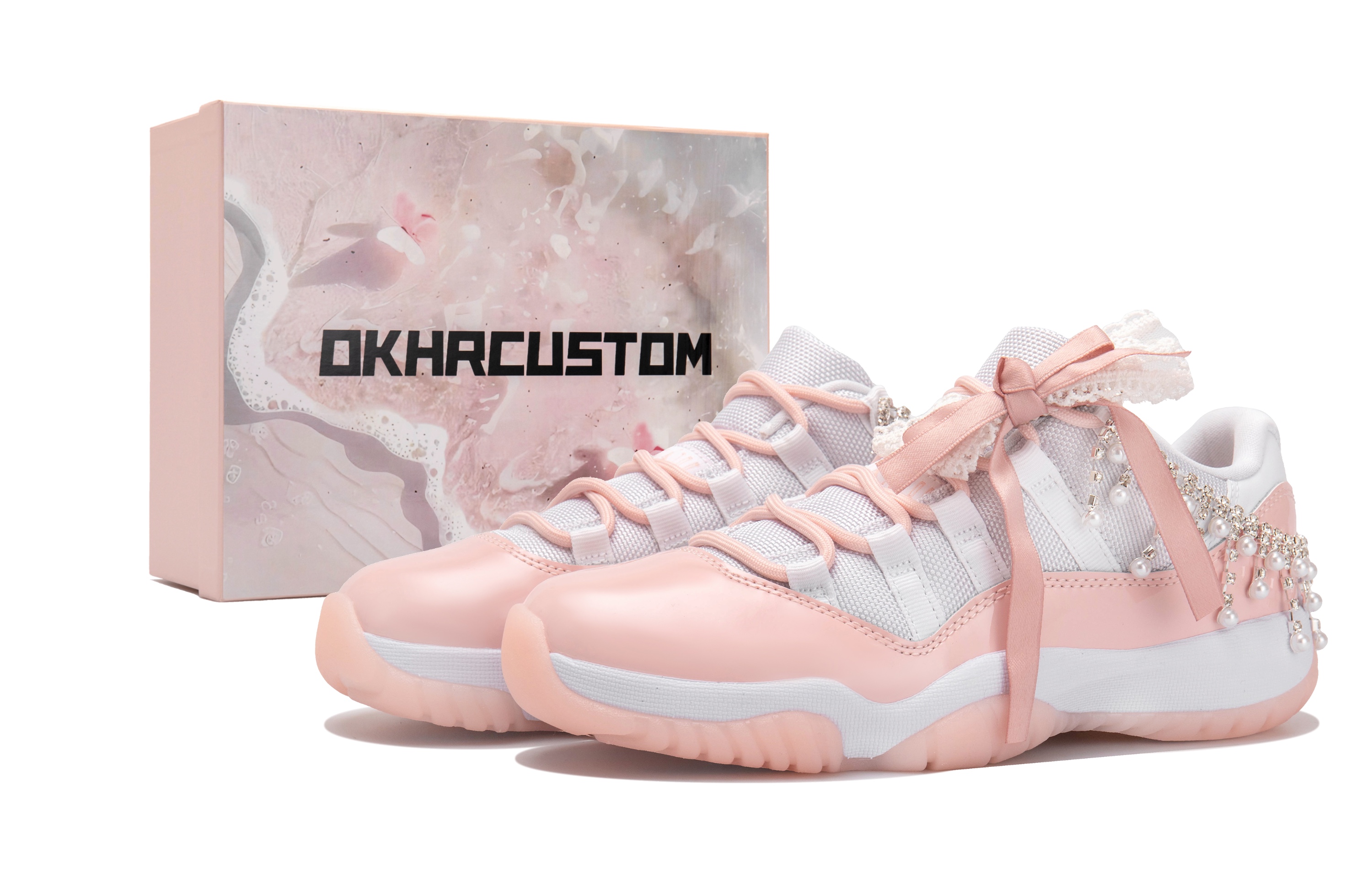 

Кроссовки Air Jordan 11 Vintage Basketball Shoes Women's Low-top White/pink, розовый