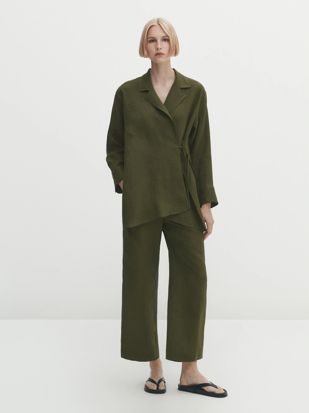 

Укороченные брюки из 100% льна с карманами Massimo Dutti, зеленый