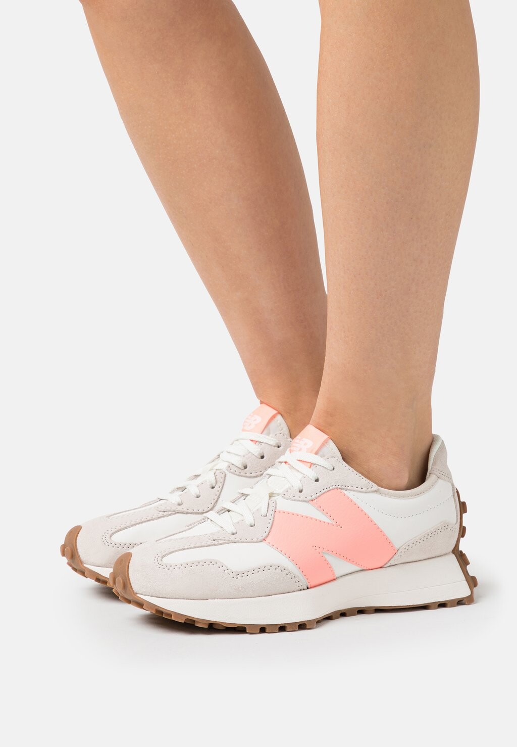 

Кроссовки New Balance Ws327, лунный луч