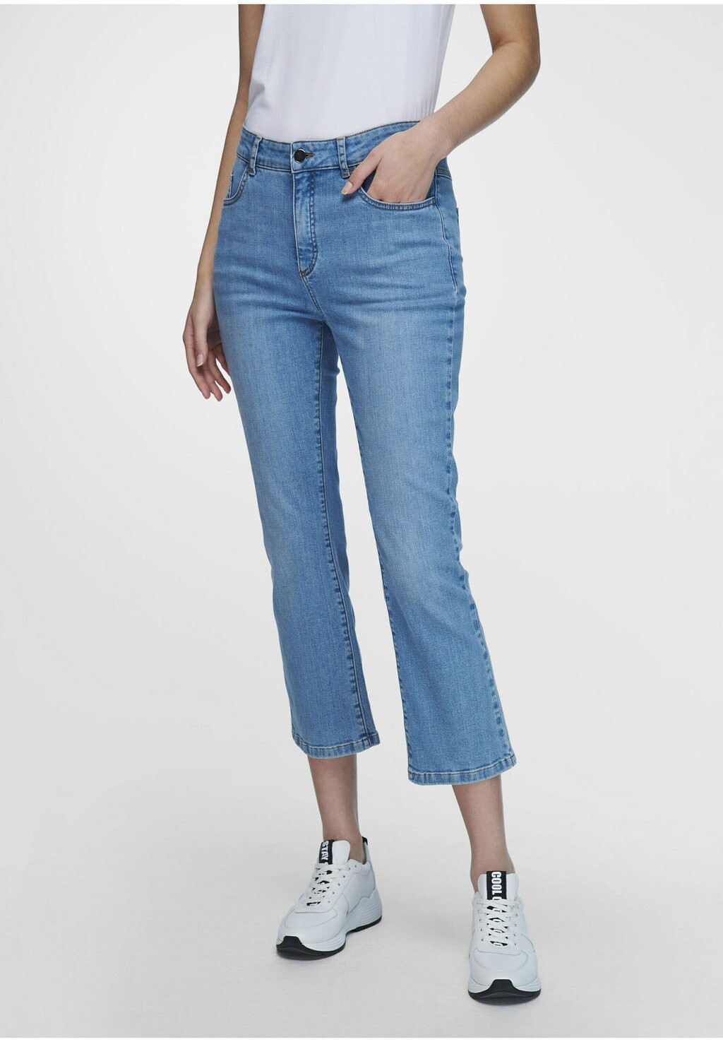 

Джинсы Bootcut Emilia Lay