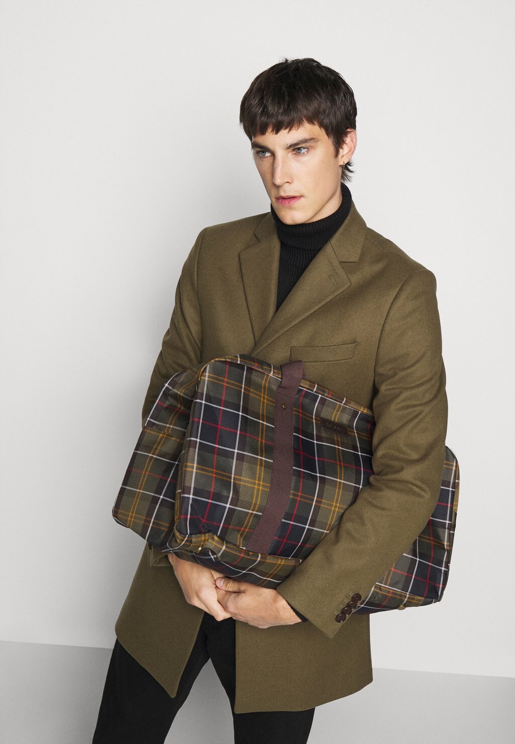

Сумка выходного дня Barbour TORRIDON HOLDALL UNISEX, шотландка