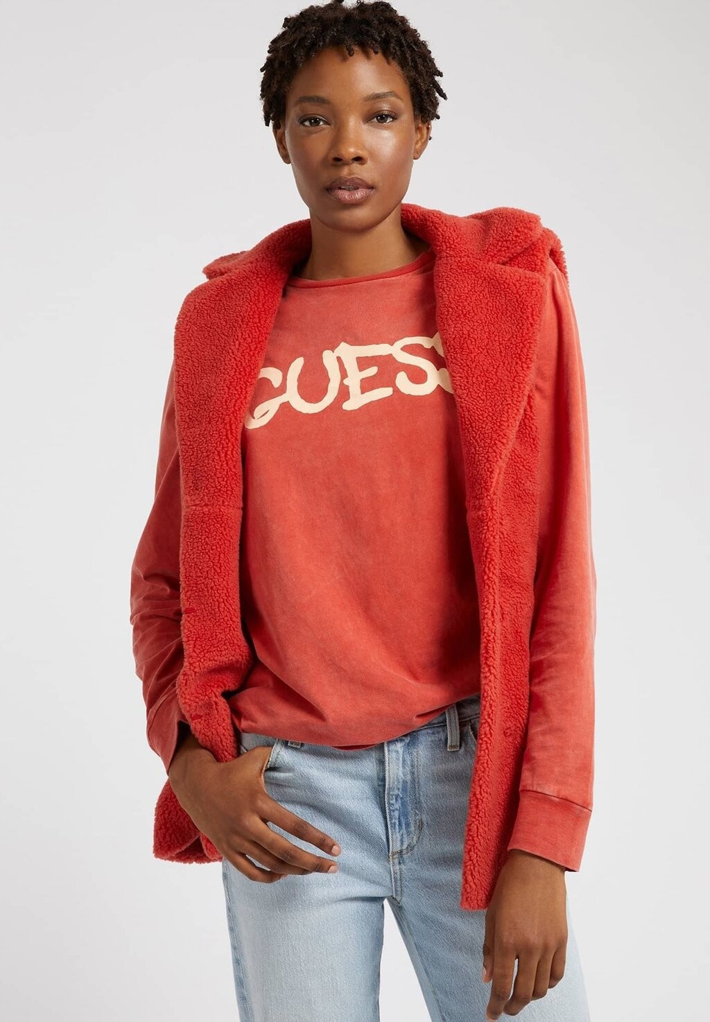 

Жилет Guess