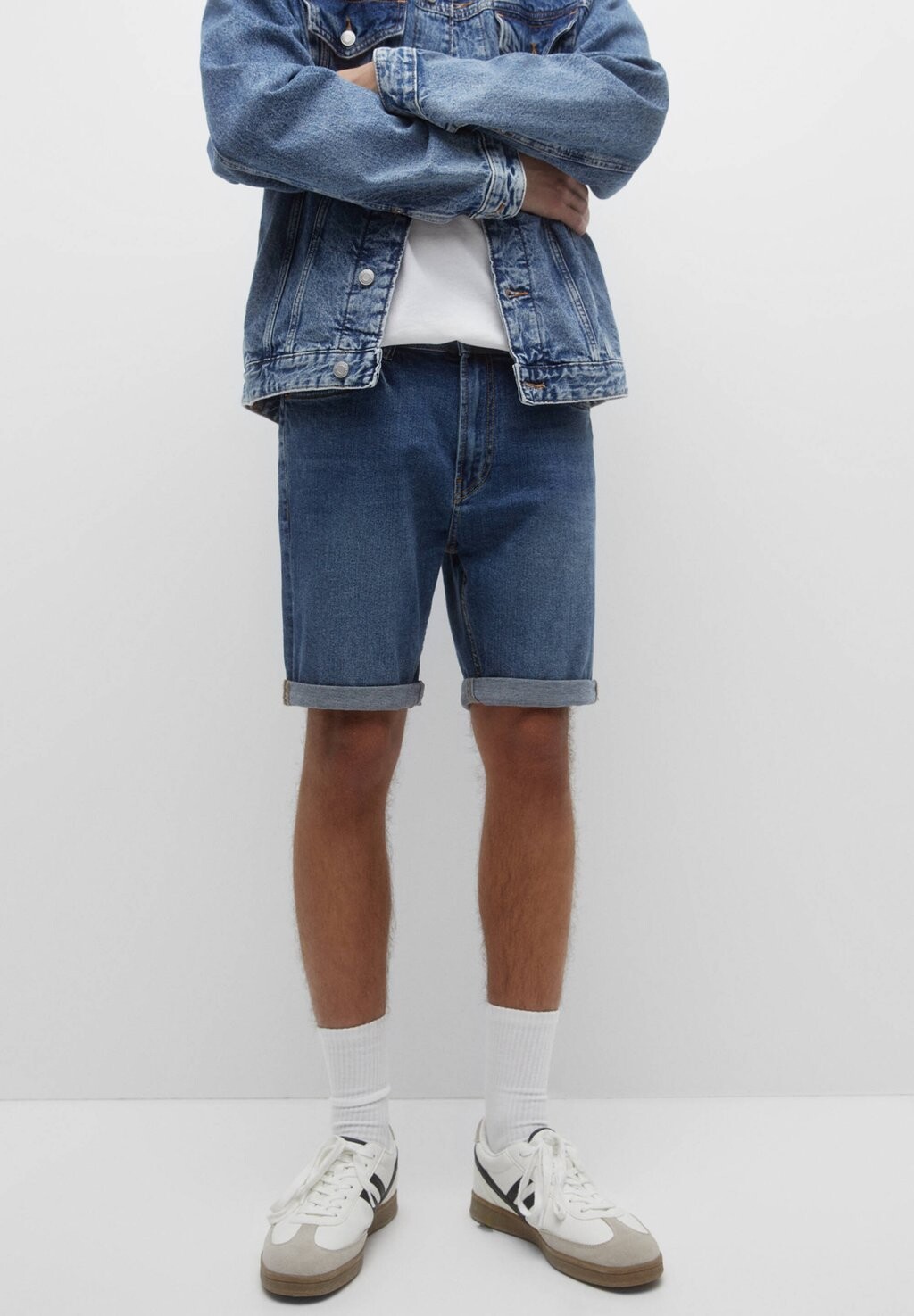

Джинсовые шорты PULL&BEAR