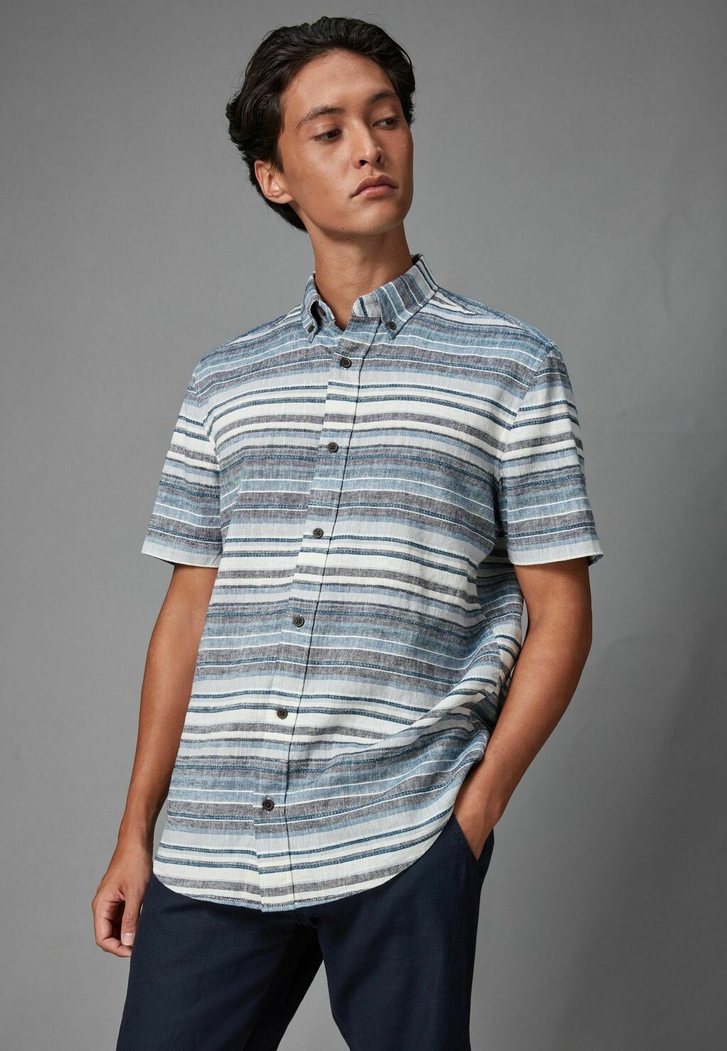 

Рубашка Textured Stripe Short Sleeve-Regular Fit Next, синяя