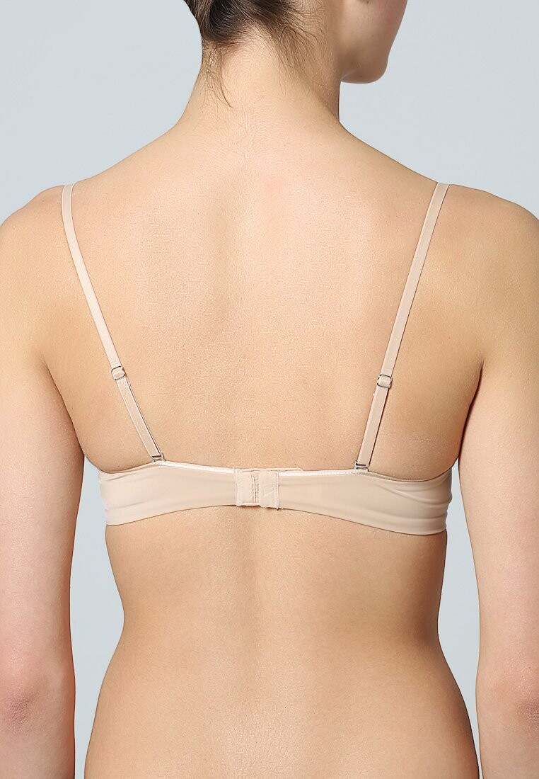 

Бюстгальтер Multiway / Без бретелек Wonderbra