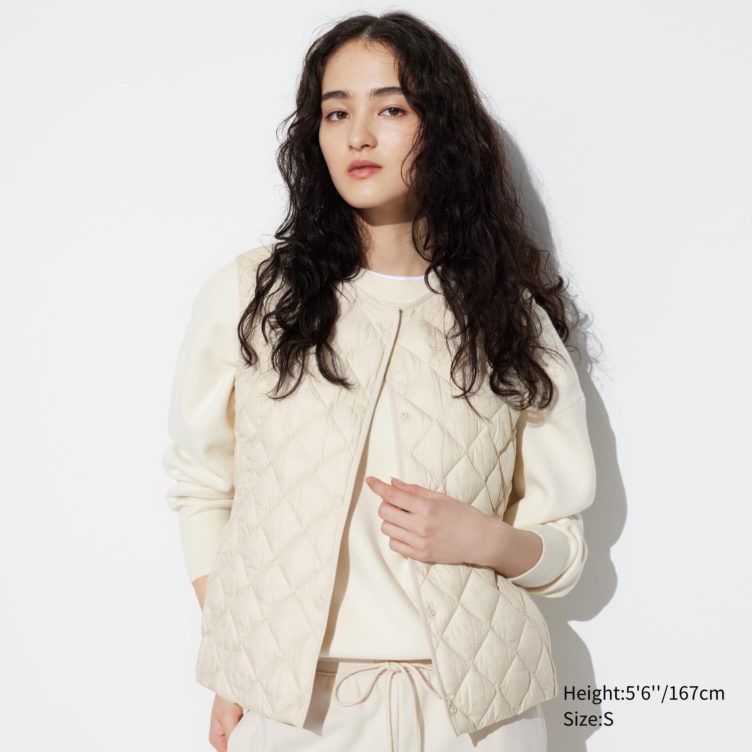 

Жилет Uniqlo женский стеганый теплый, молочный