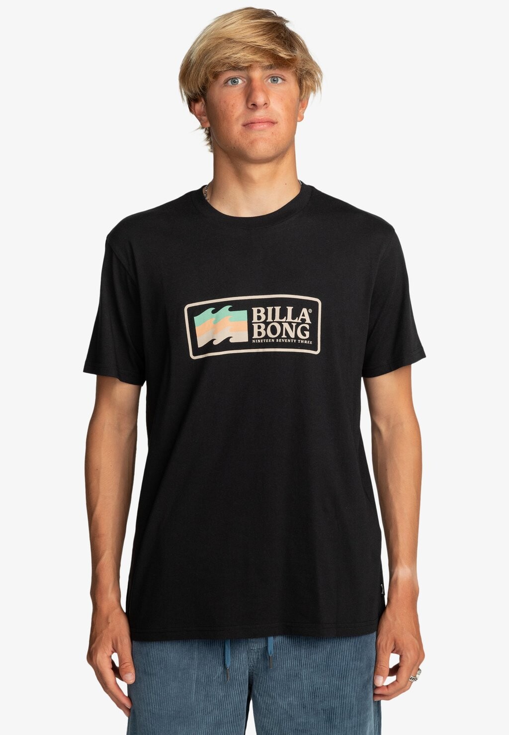 

Футболка с принтом SWELL Billabong, черный