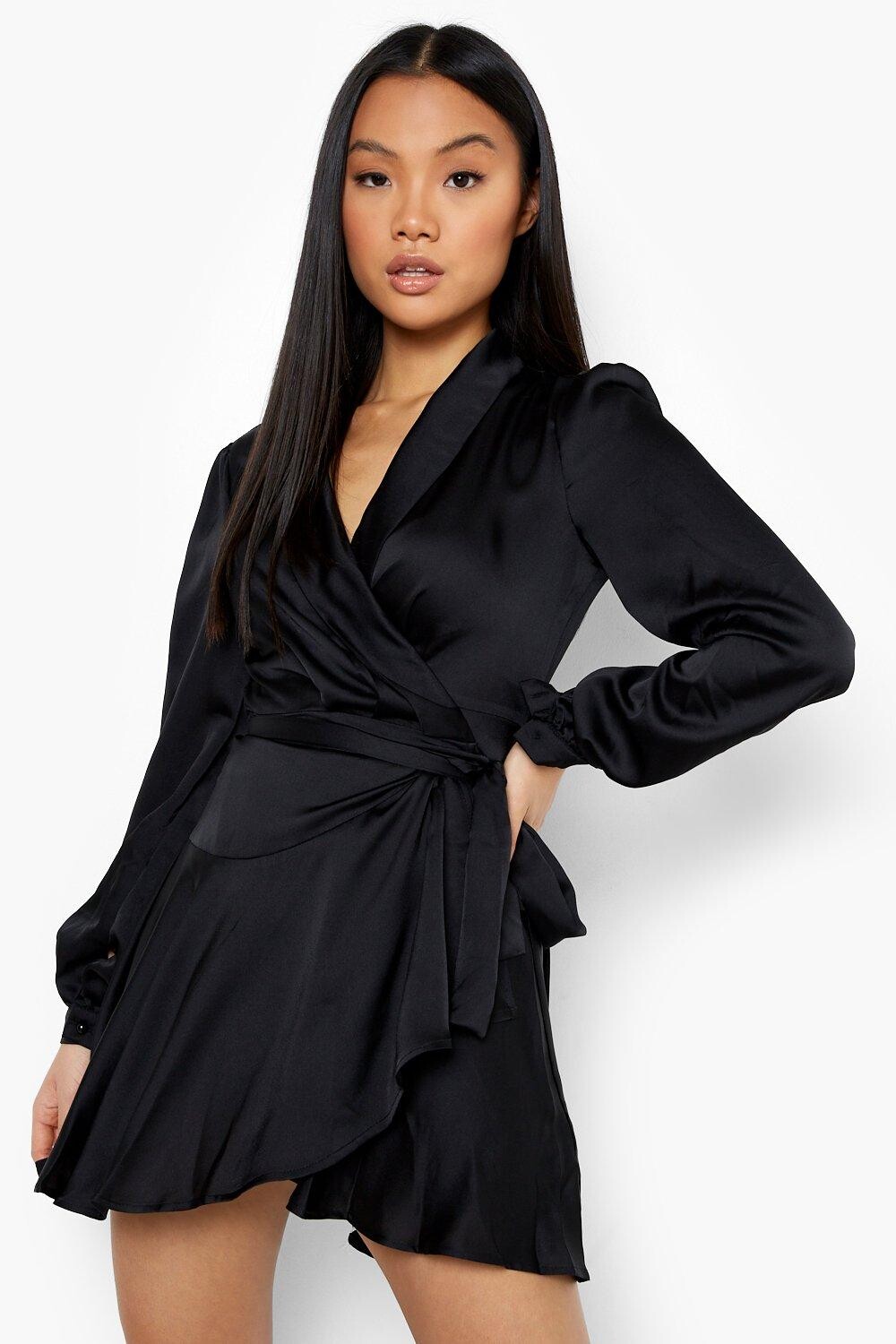 

Маленькое атласное мини-платье с запахом Boohoo, черный