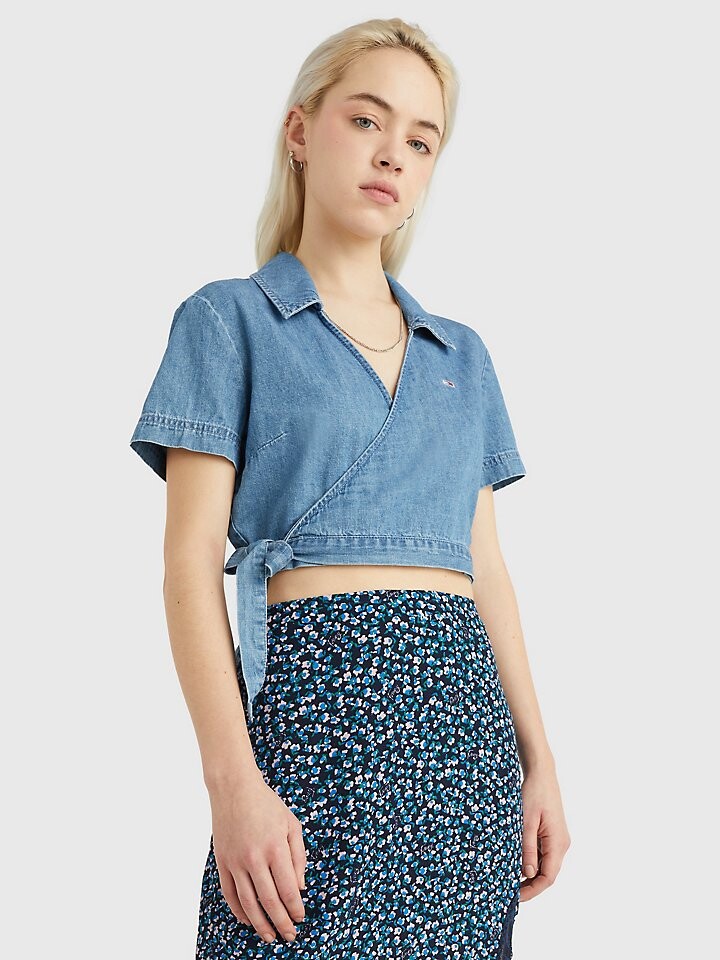 

Укороченная рубашка с запахом из шамбре Tommy Jeans