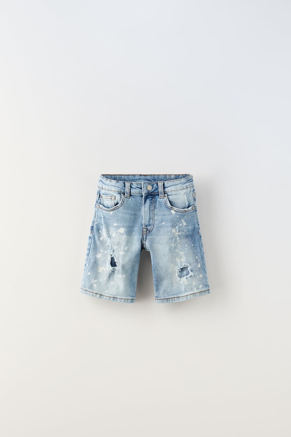

Рваные джинсовые шорты-бермуды ZARA, средне-синий