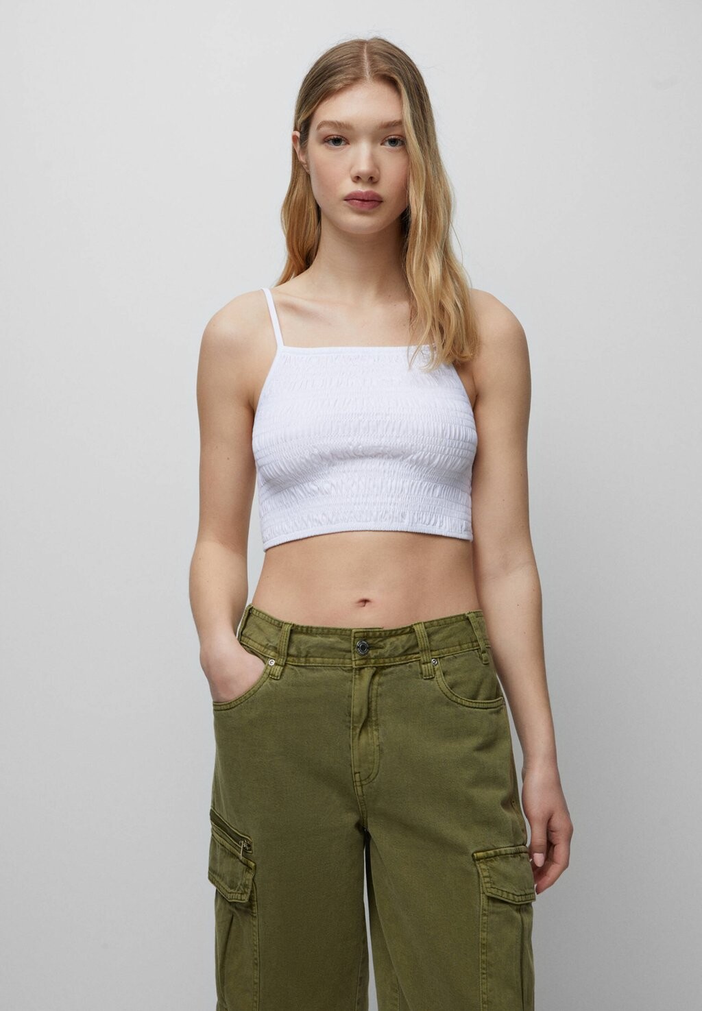 

Топ PULL&BEAR, белый