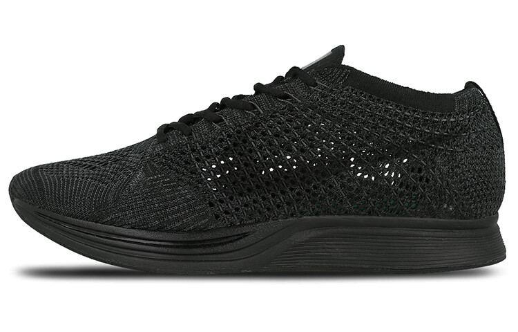 

Nike Flyknit Racer тройной черный