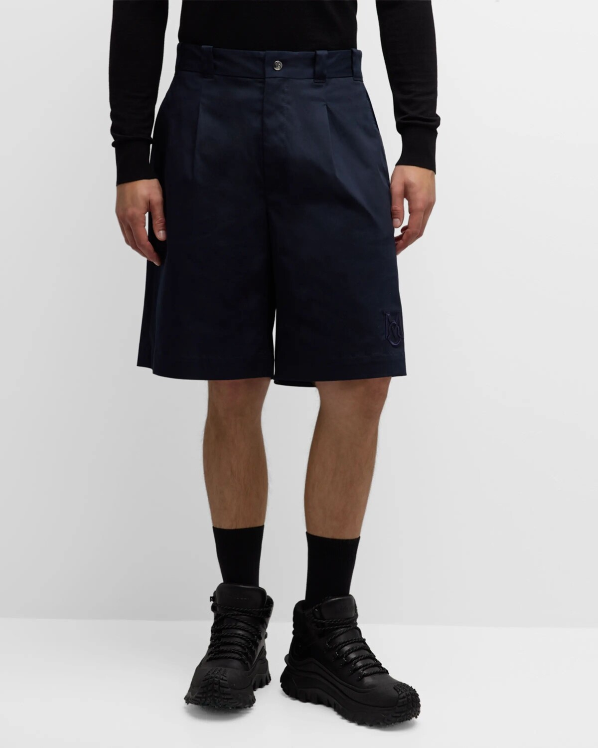 

Мужские хлопковые шорты с нашивкой-логотипом Moncler, цвет Navy