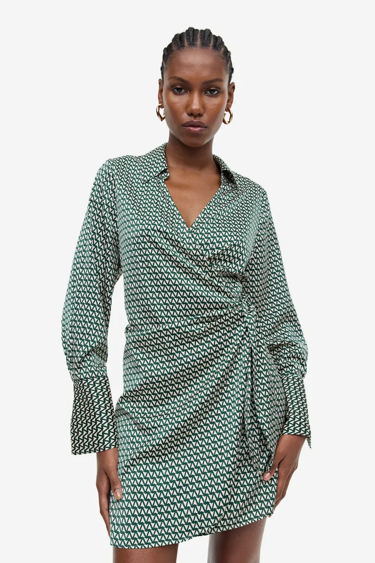 цена Атласное платье с трансфером H&M, зеленый