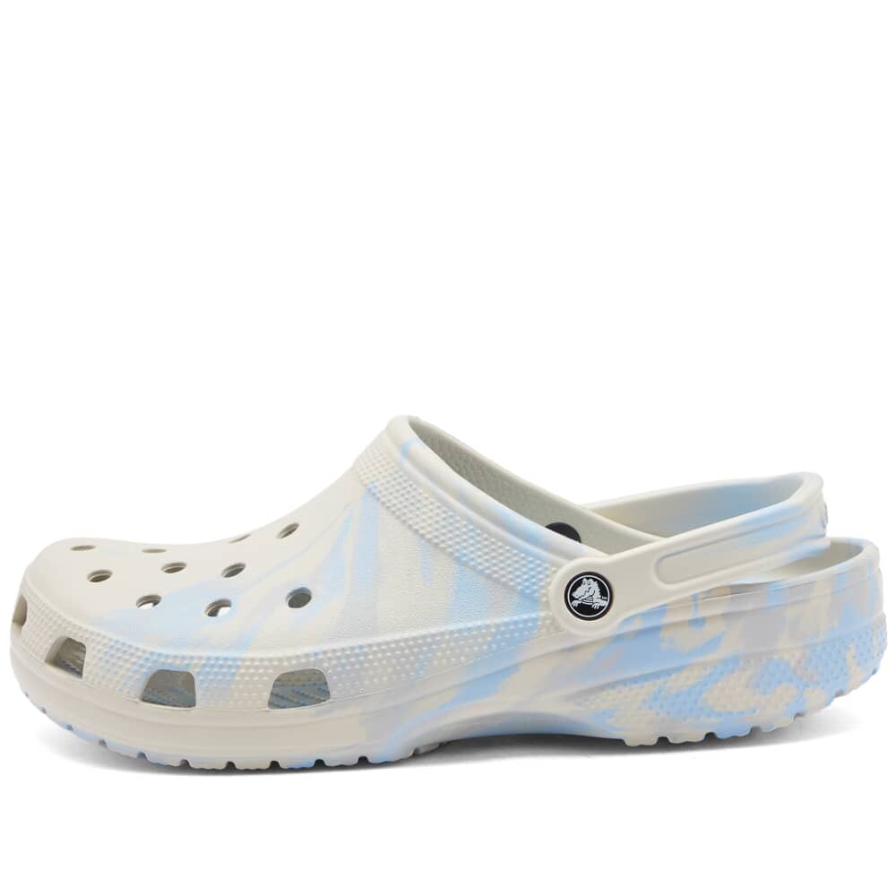 

Классические мраморные сабо Crocs, мультиколор