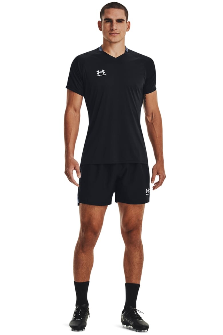 

Футболка Accelerate Football со шпицем Under Armour, черный