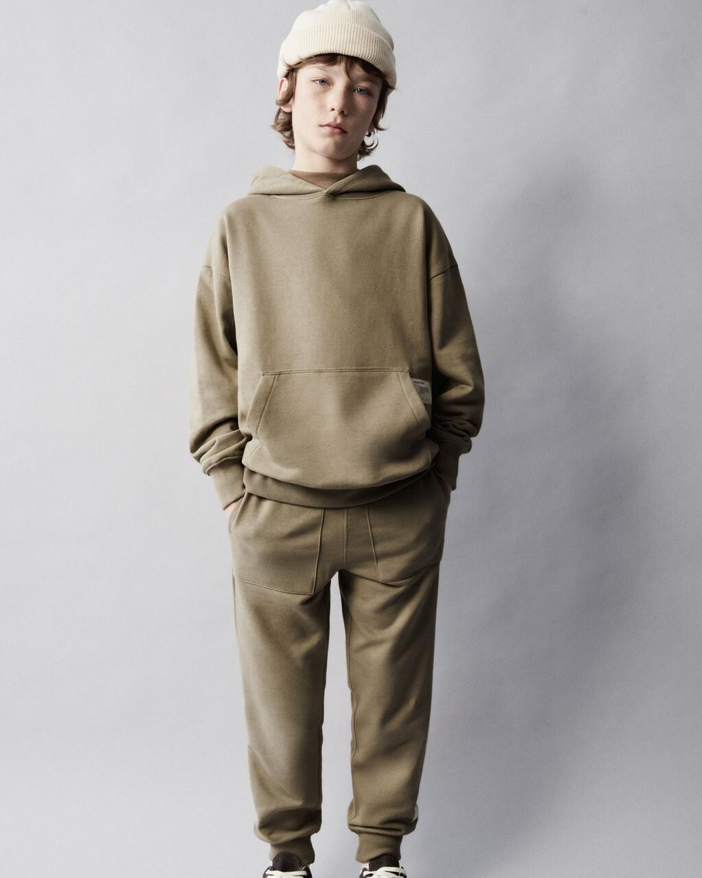 

Коорд. плюшевая худи и брюки ZARA, коричневый/серо-коричневый