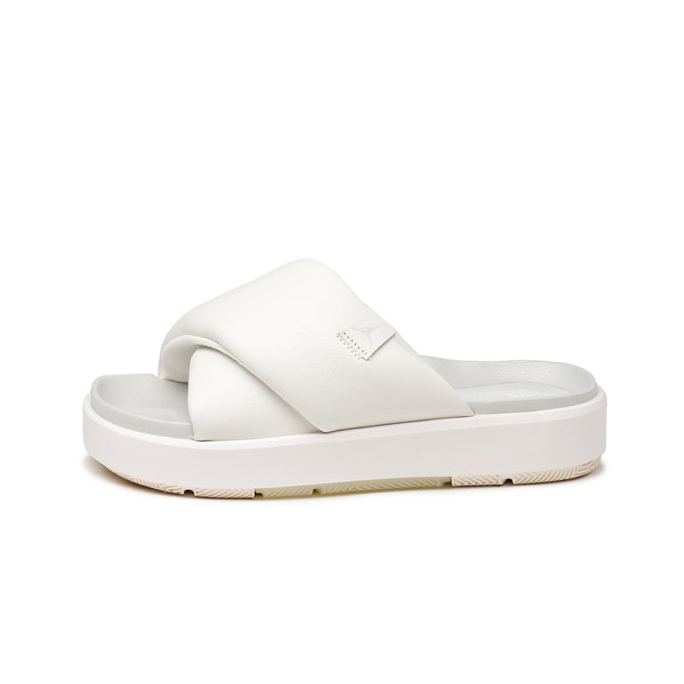 

Кроссовки Nike Wmns Air Sophia Slide Air Jordan, белый