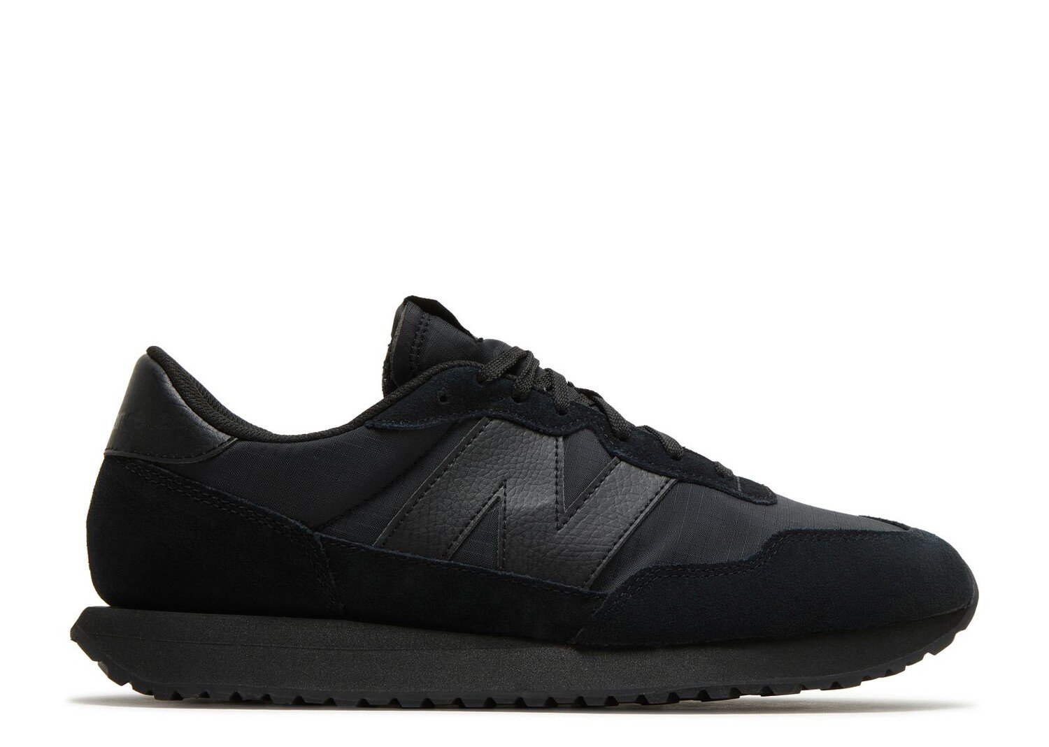 

Кроссовки New Balance 237 'Black', черный