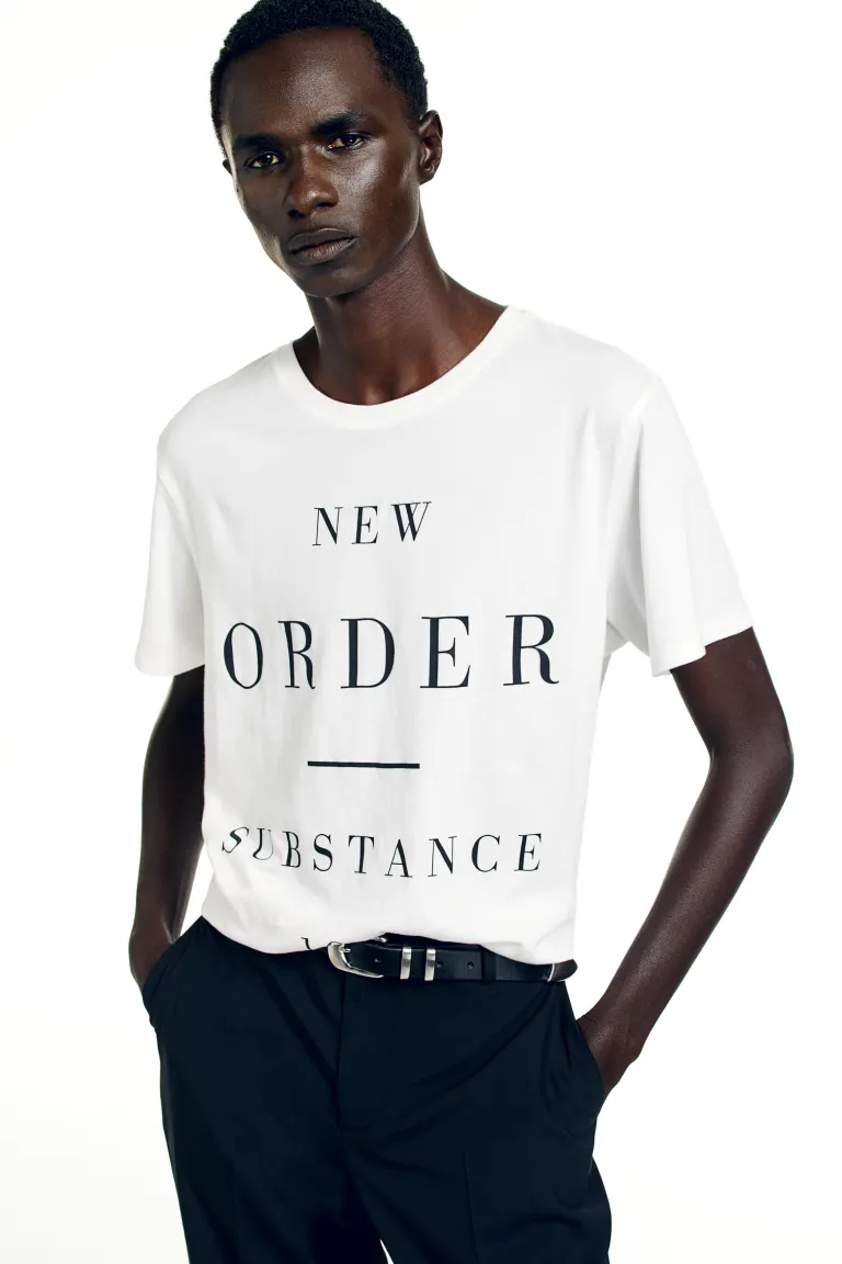 

Футболка обычного кроя с принтом H&M, бежевый
