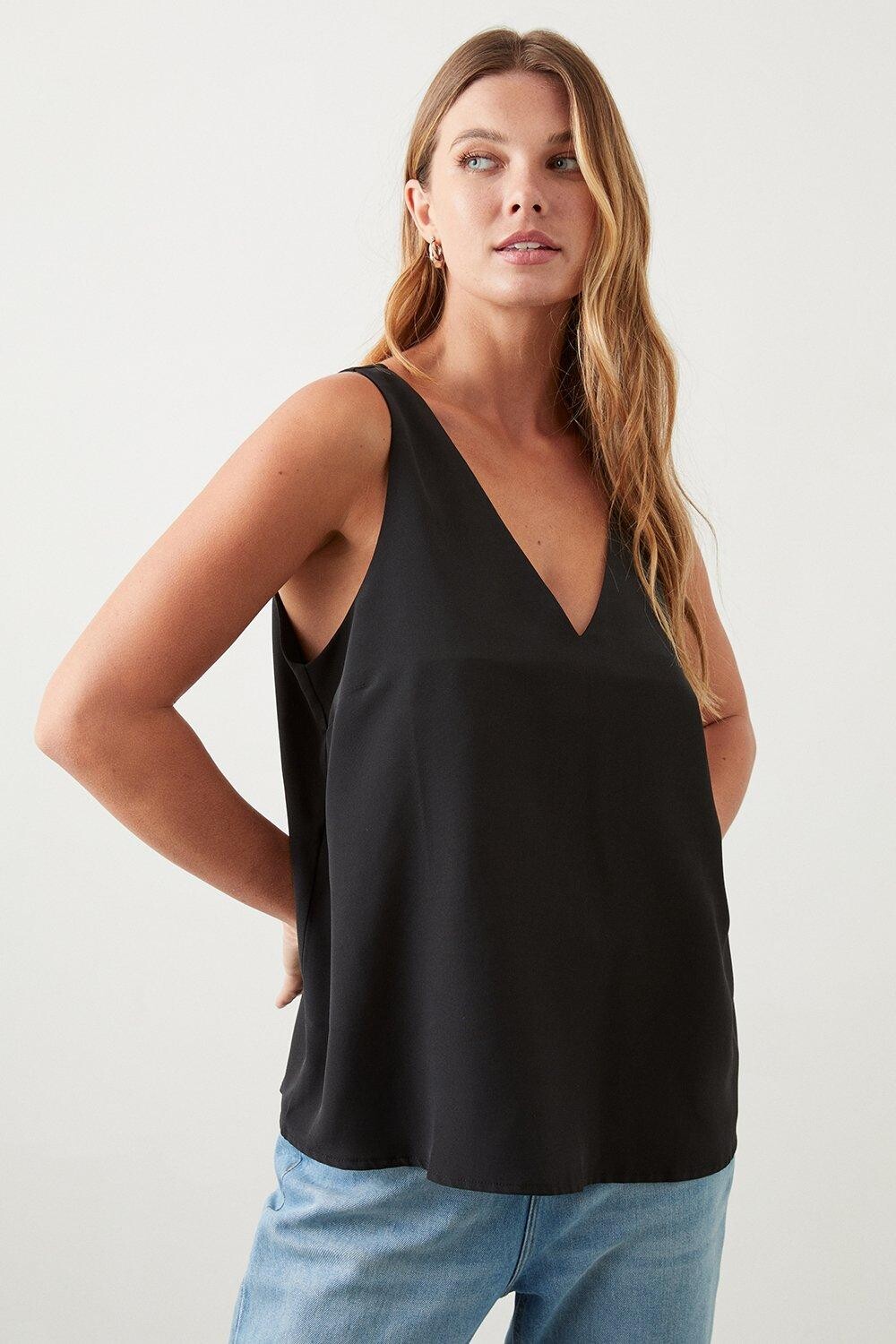

Топ на бретельках со встроенным V-образным вырезом Dorothy Perkins, черный