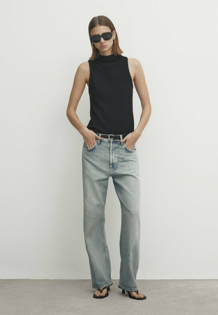 

Топ Massimo Dutti, черный