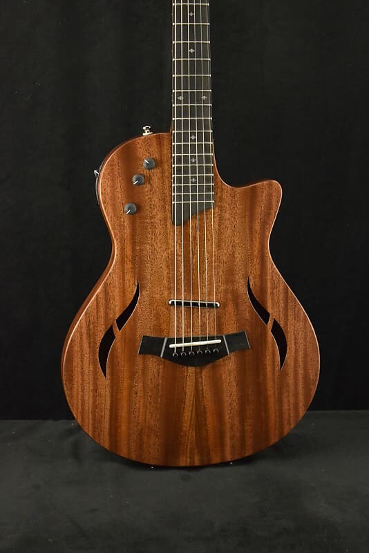 Электрогитара Taylor T5z Classic Mahogany носорог вырезан из тропического дерева шишам