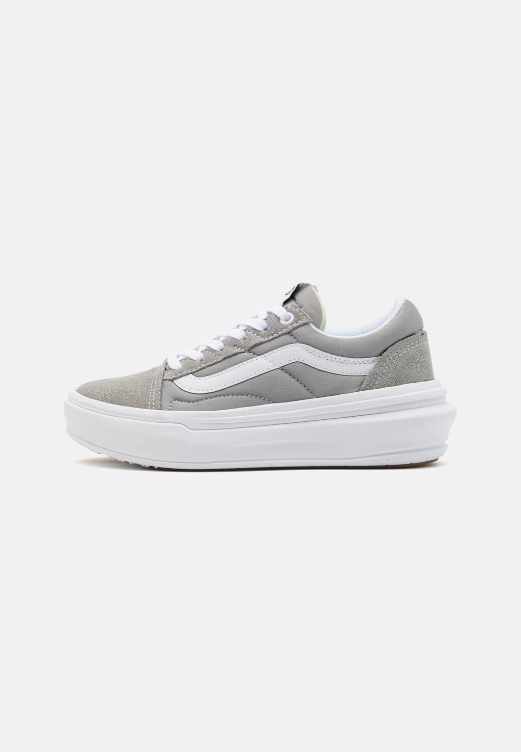 

Кроссовки Vans