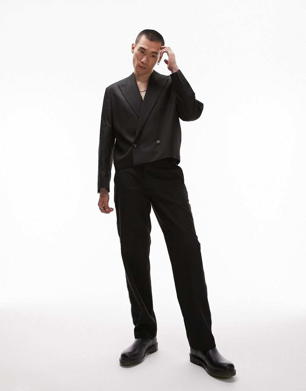 

Черный укороченный блейзер Topman