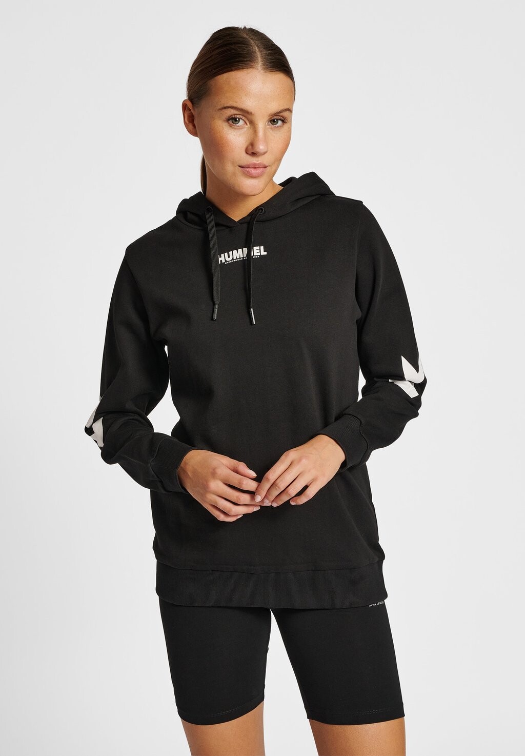 

Джемпер Hummel, черный