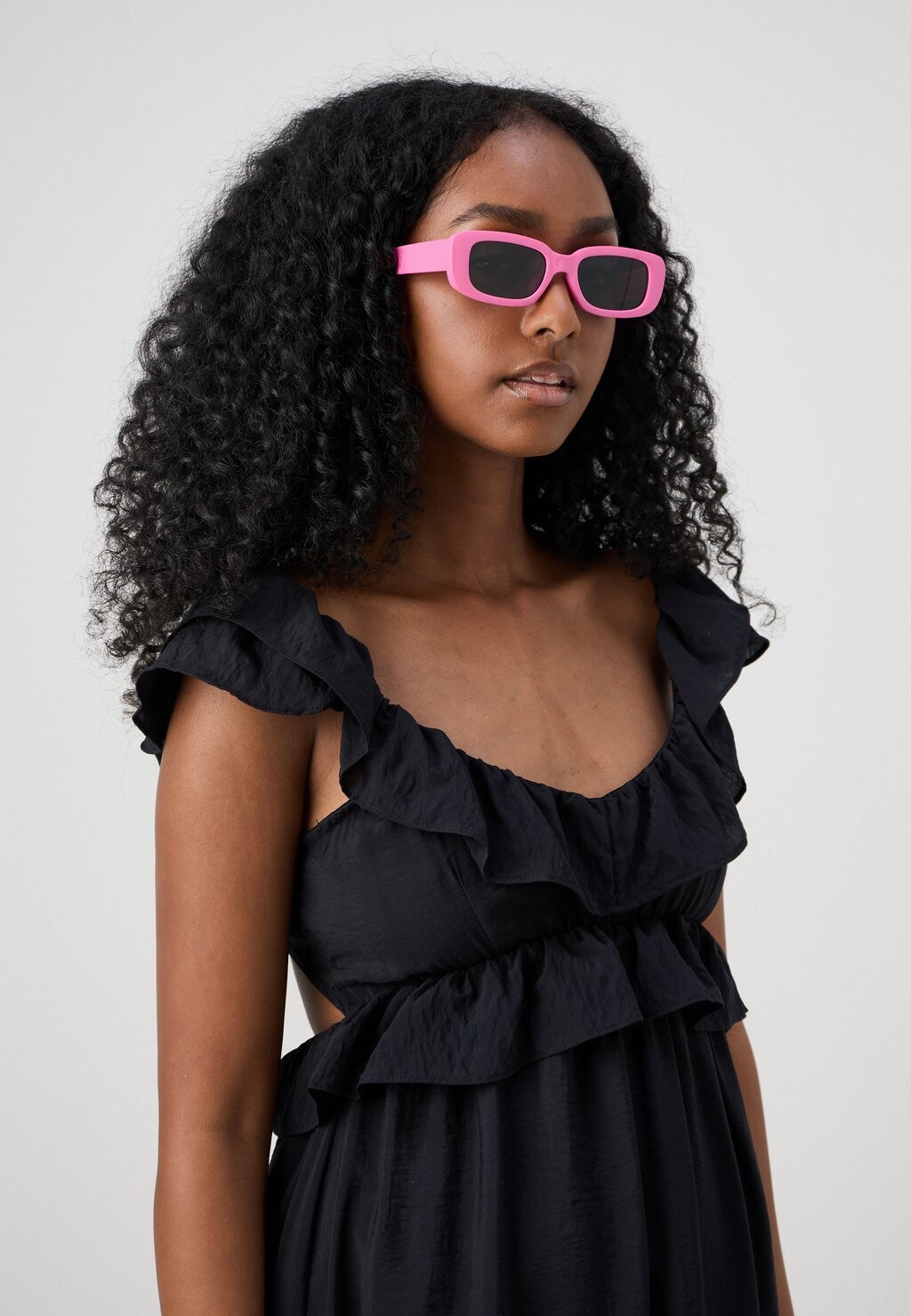 

Платье макси VMROSE DETAIL DRESS Vero Moda, черный