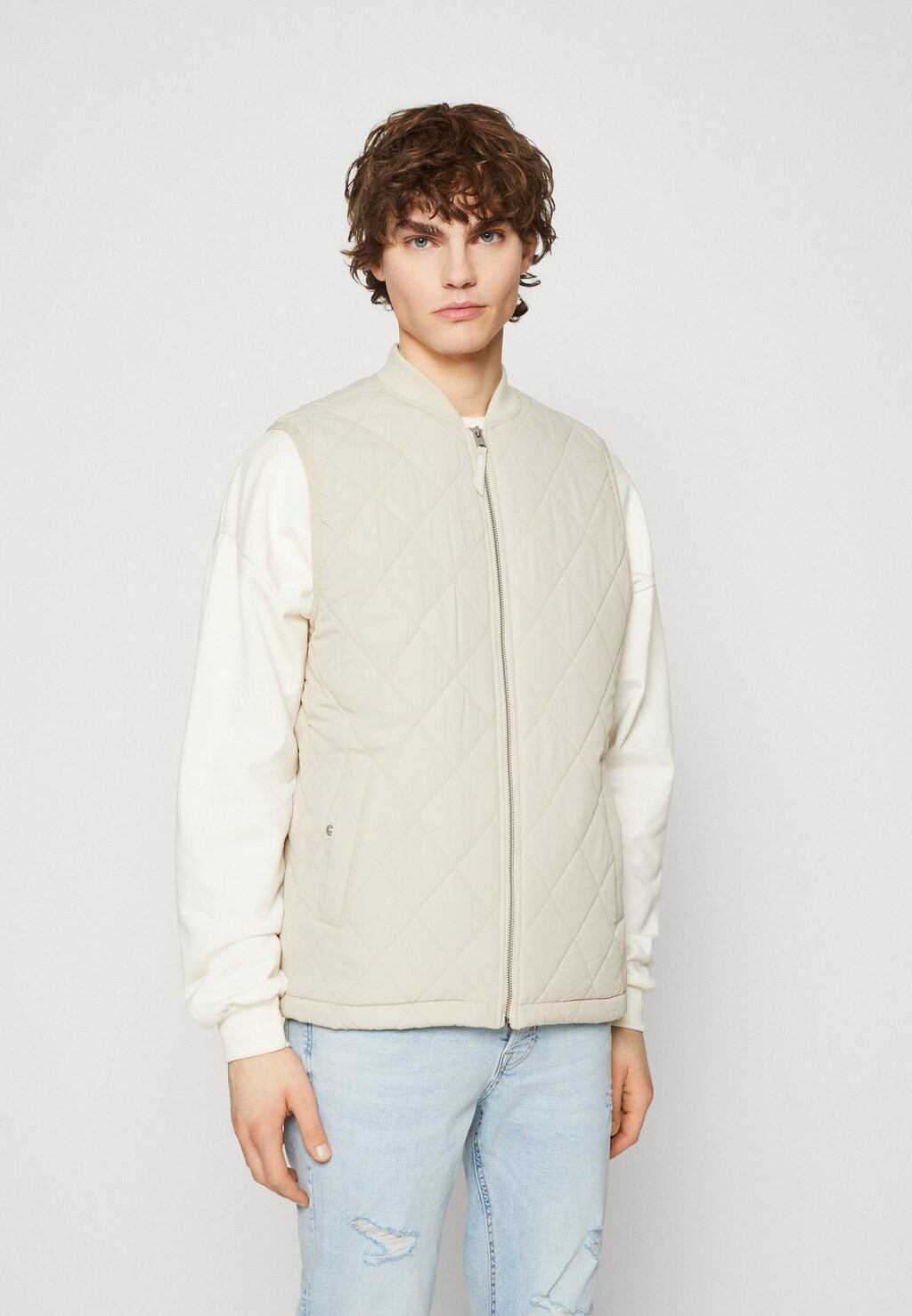 

Жилет Jack & Jones