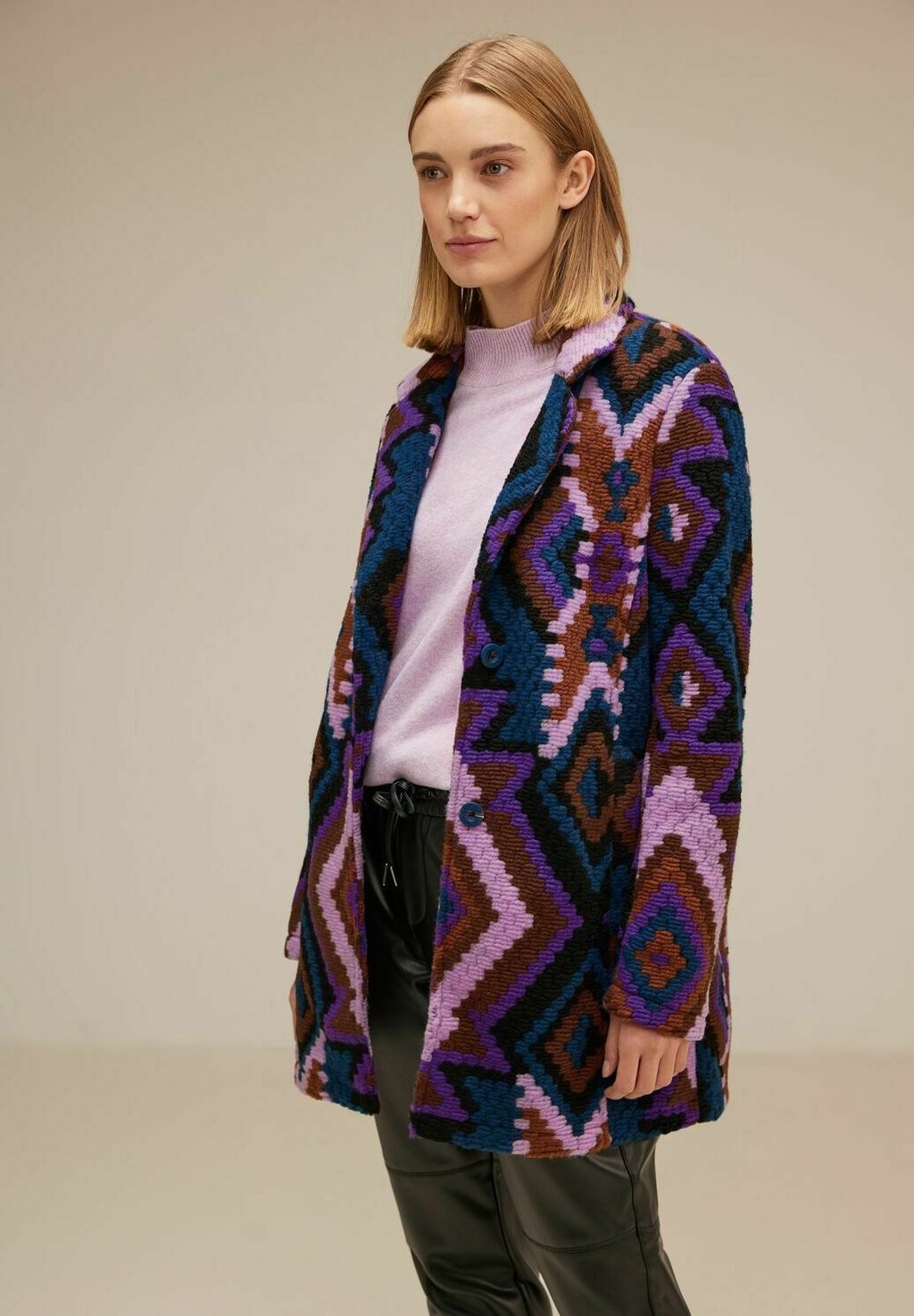 

Классическое пальто MIT IKAT MUSTER Street One, цвет blau