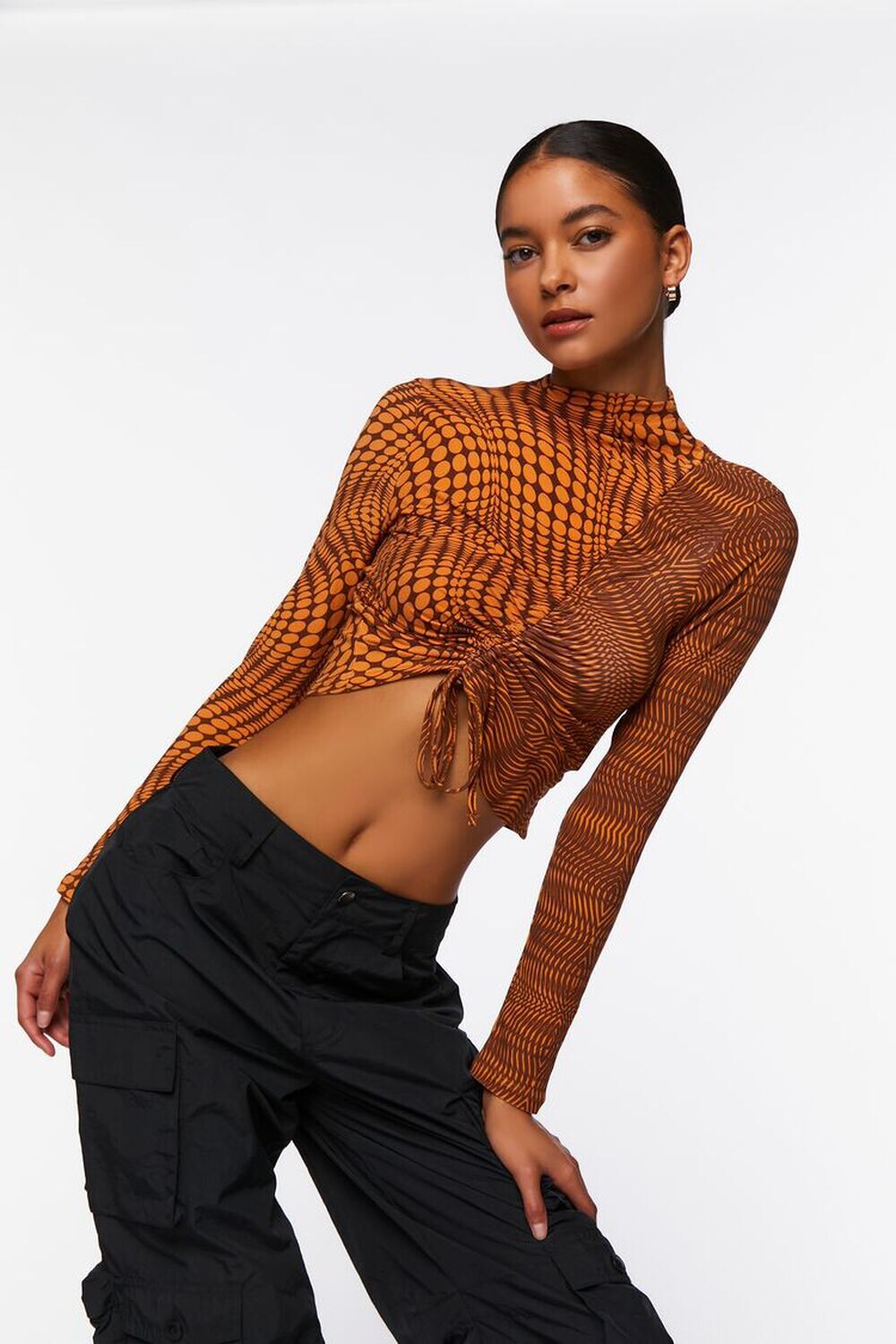 

Укороченный топ с абстрактным принтом и складками Forever 21, шоколадный