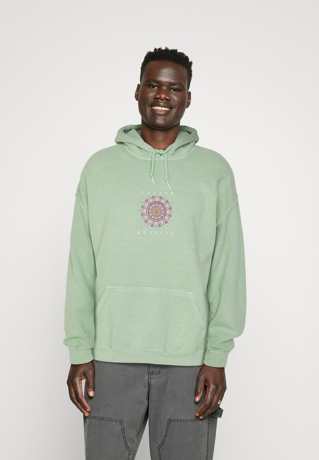 

Толстовка MANDALA UPDATE HOODIE BDG Urban Outfitters, цвет sage