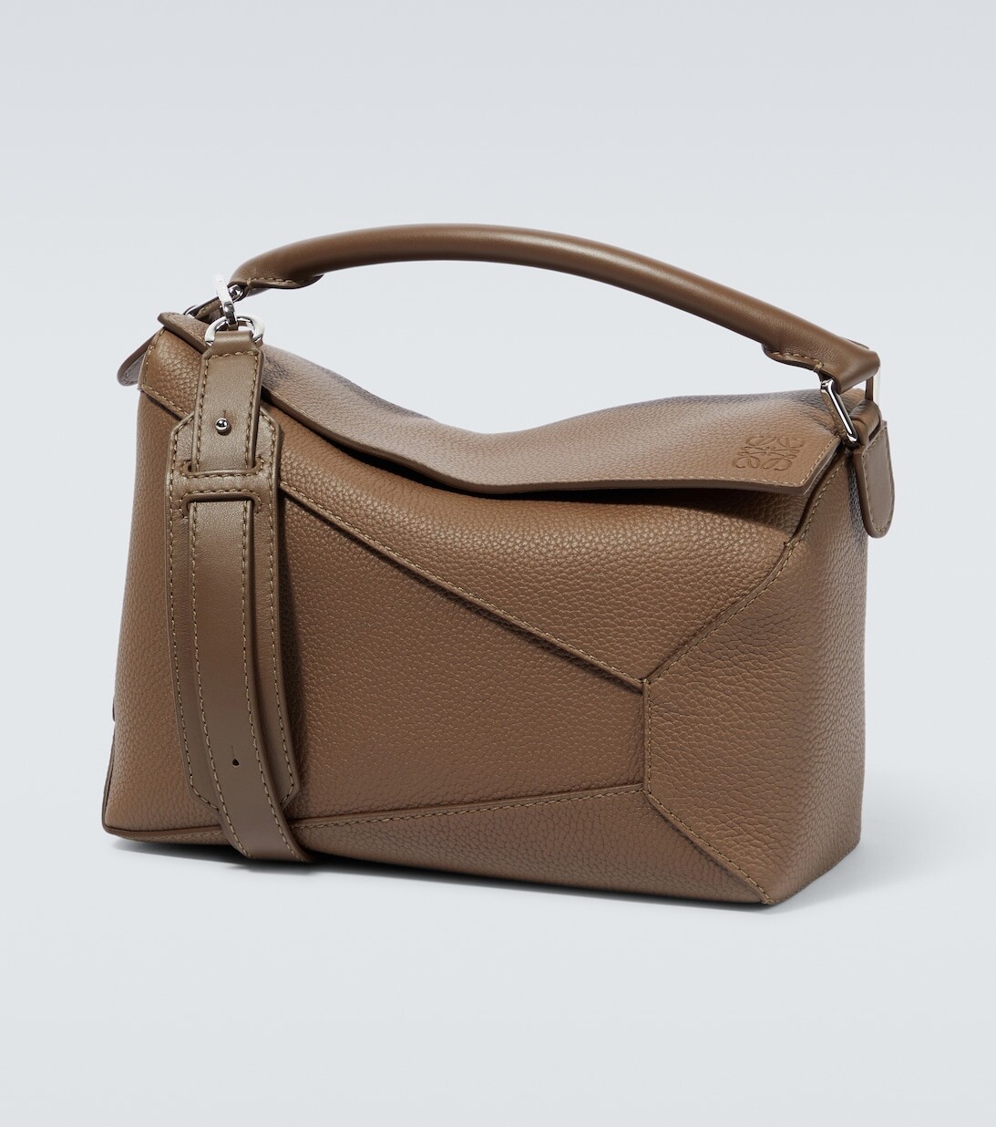 

Кожаная сумка через плечо Puzzle среднего размера Loewe, зеленый