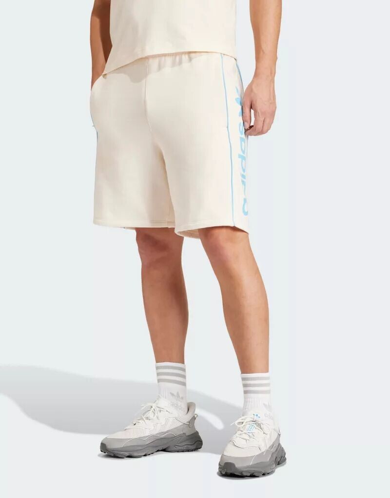 

Бежевые шорты adidas adidas Originals