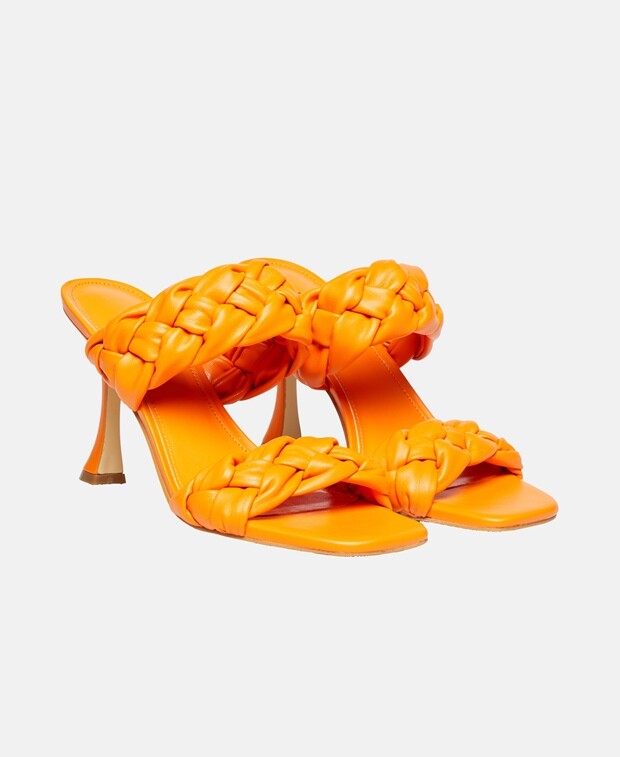 

Босоножки на каблуке Guess, оранжевый