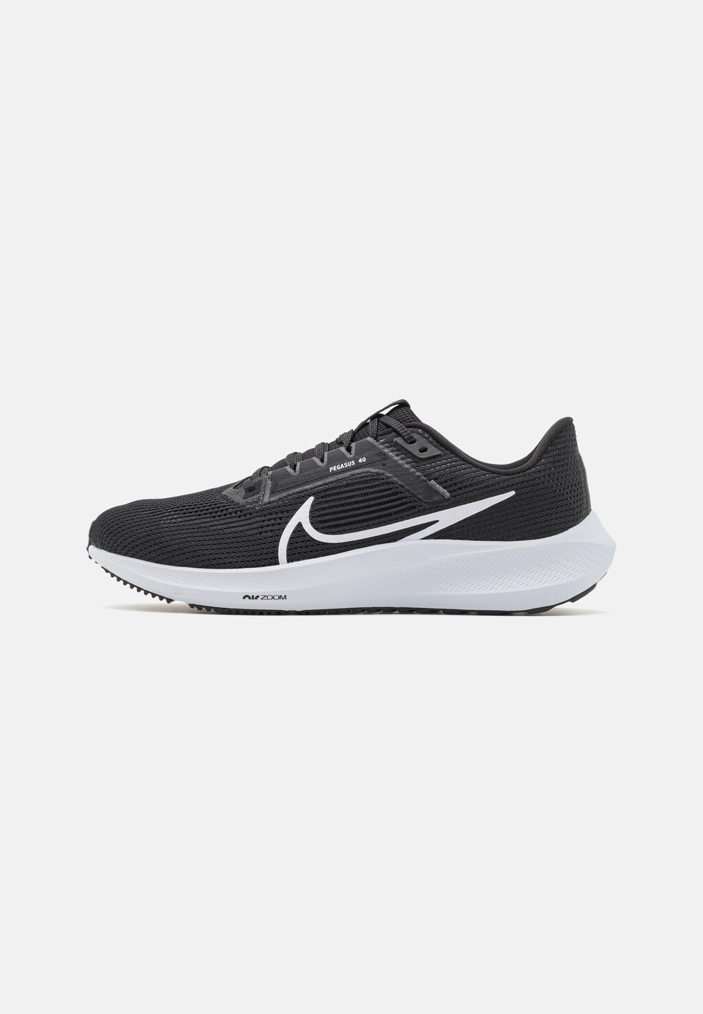 

Кроссовки Nike