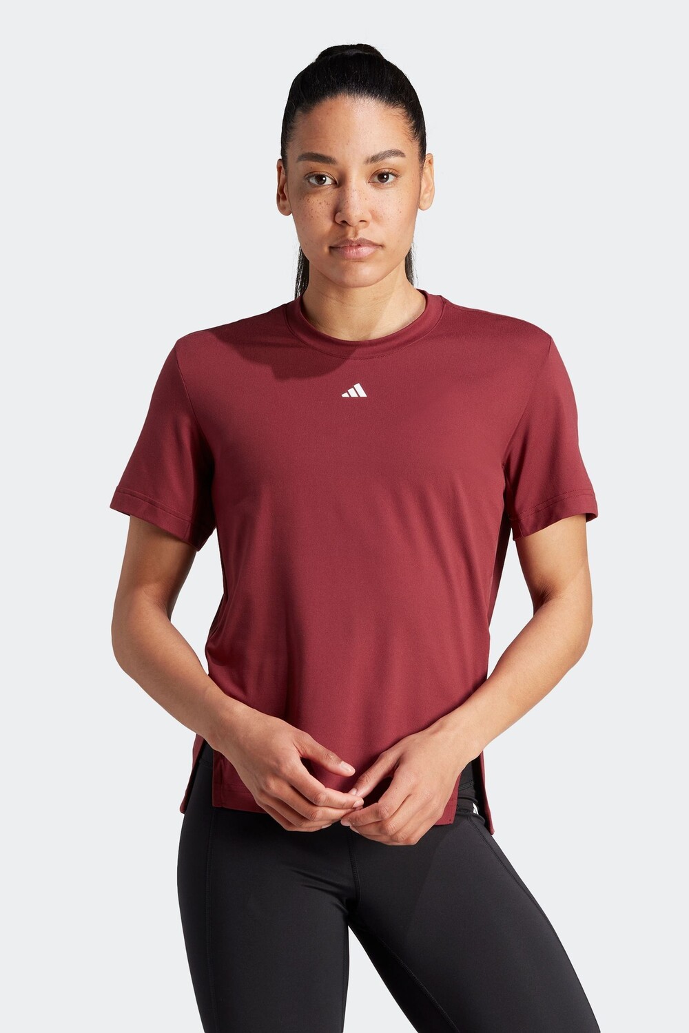 

Универсальная футболка для тренировок adidas, красный