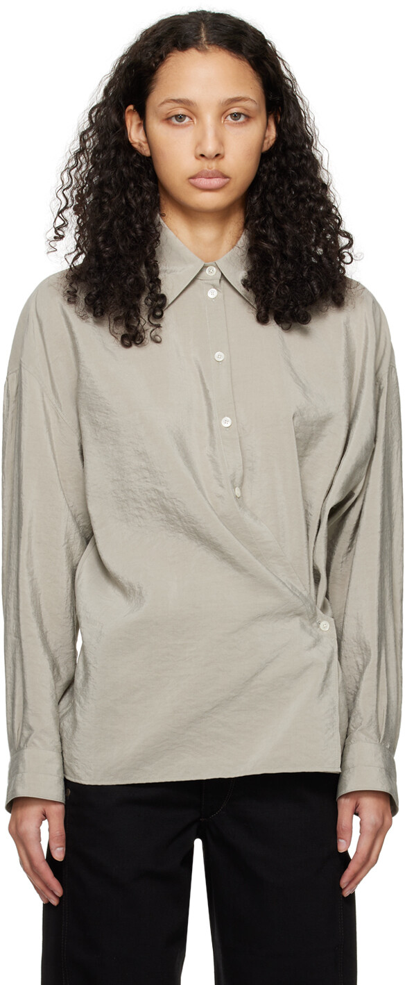 

Серая скрученная рубашка Lemaire, цвет Light misty gray