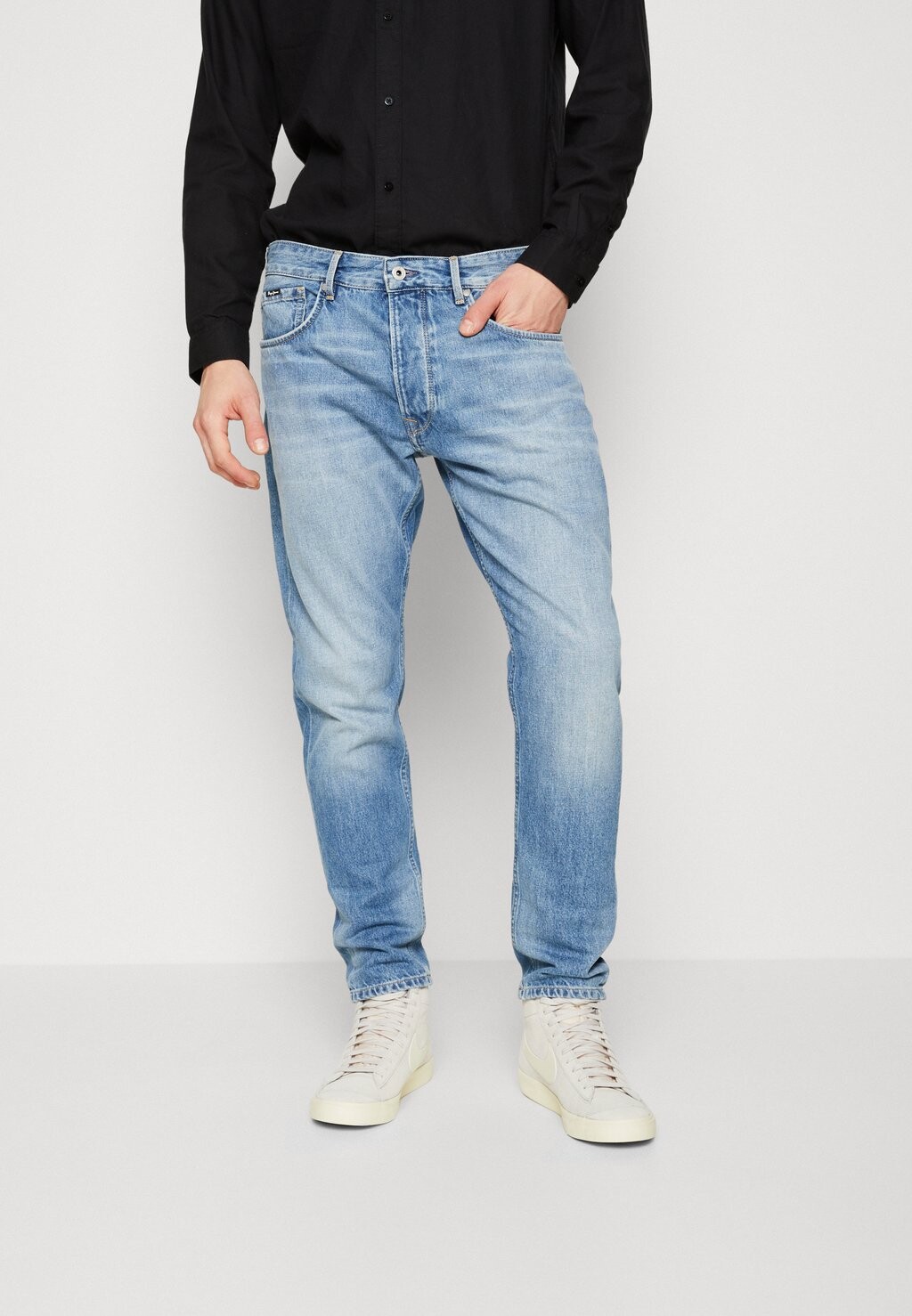

Зауженные джинсы Pepe Jeans