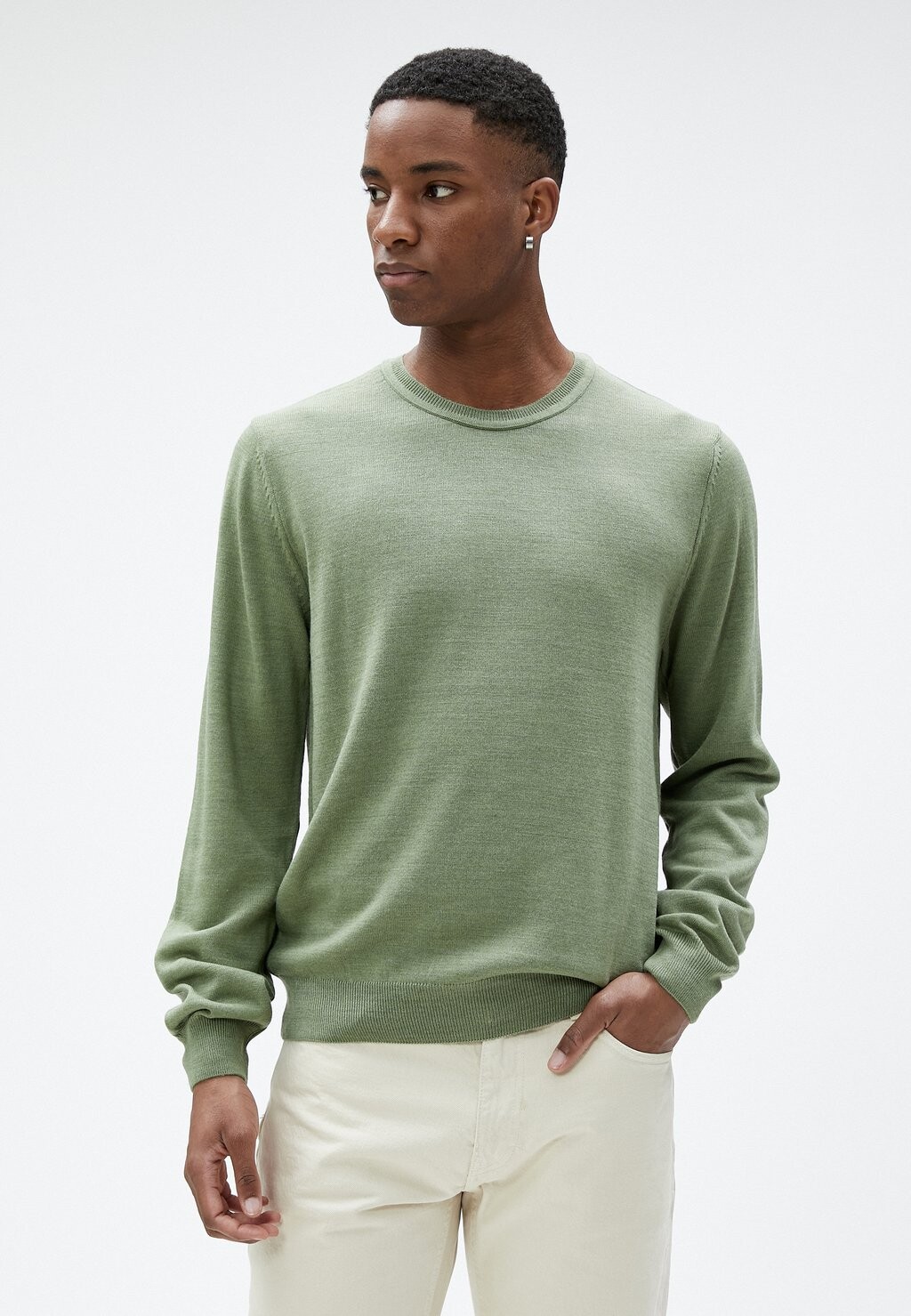 цена Вязаный джемпер CREW NECK LONG SLEEVE Koton, цвет green