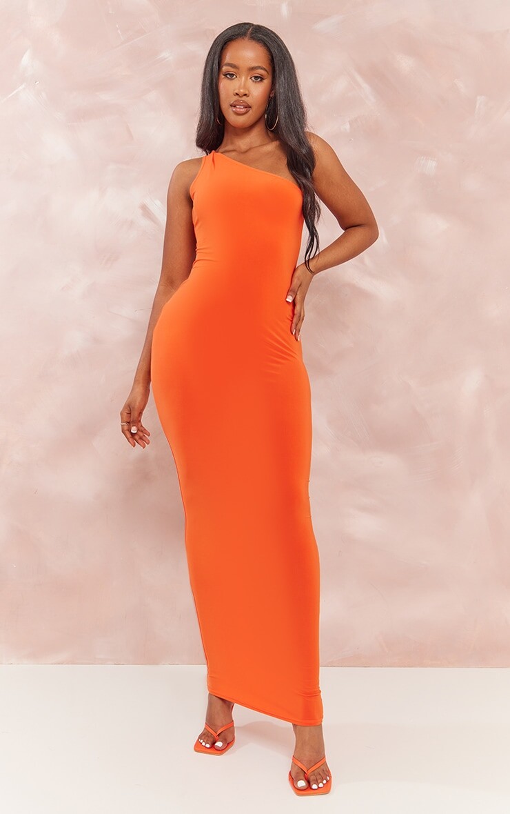 

PrettyLittleThing Оранжевое облегающее платье макси на одно плечо Shape