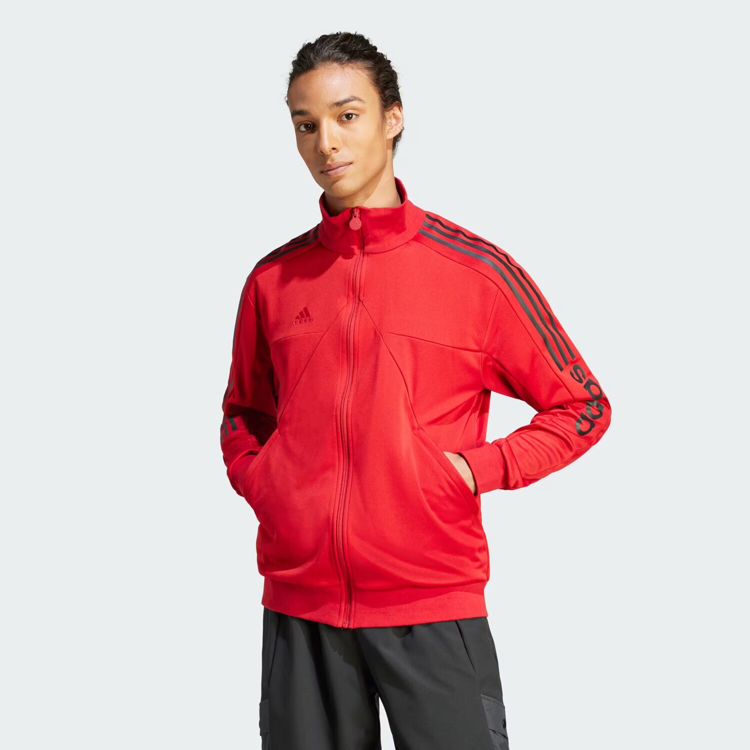 

Спортивная куртка с надписью Tiro Adidas, цвет Team Power Red 2/Black
