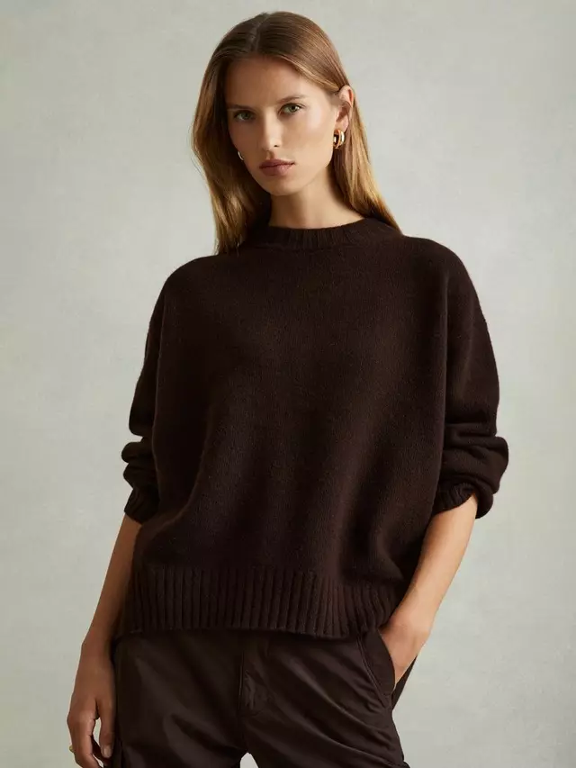 

Джемпер Reiss Elena Wool Cashmere Blend Crew, цвет chocolate