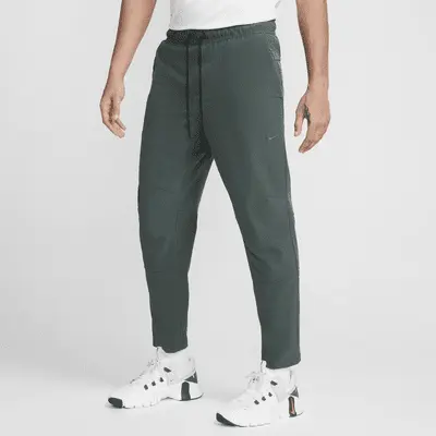 

Брюки Nike Unlimited, цвет Vintage Green/Black/Vintage Green