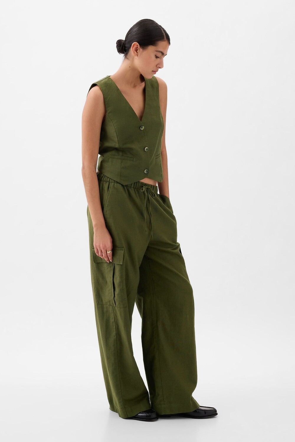 

Жилет из льна и хлопка Gap, зеленый