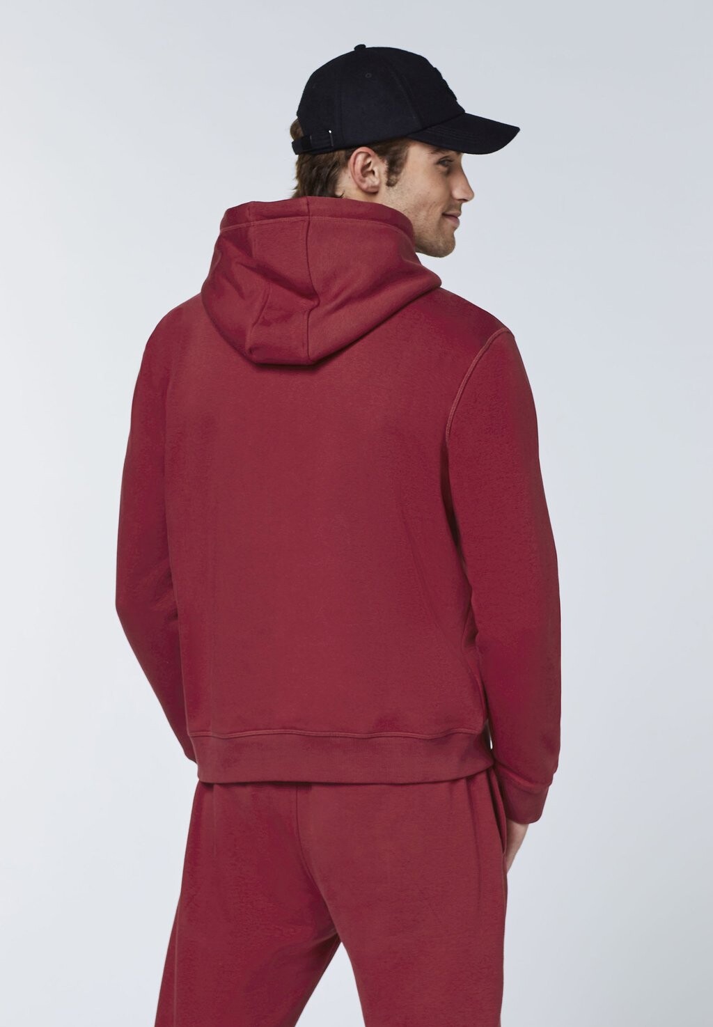 

Толстовка с капюшоном MIT LABEL-MOUNTAIN-MOTIV Chiemsee, темно-красный